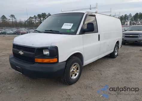 2008 Chevrolet Express Work Van из США, поврежденный, VIN 1GCFG15XX81132738